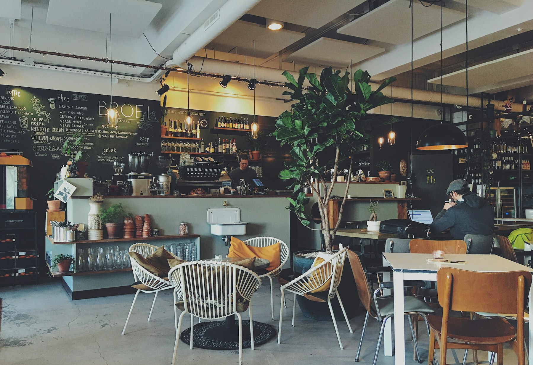 Café entregado, listo para servir